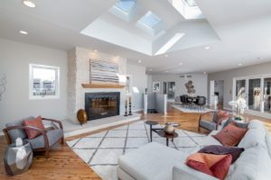 Modern furniture in Oak Brook